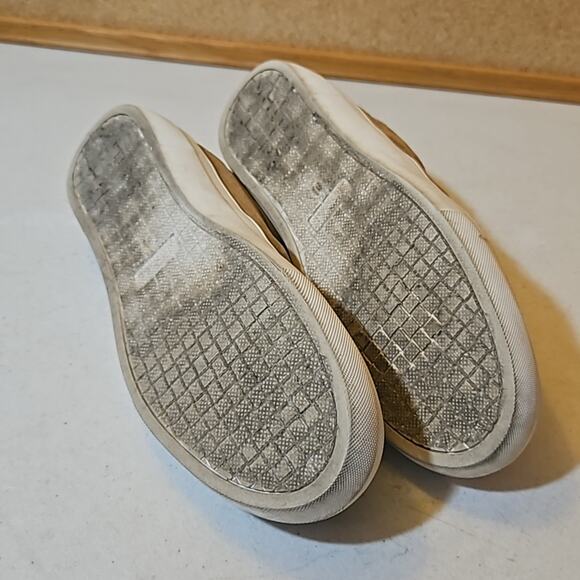 La Sheelah faux suede slip on loafers size 8 1/2 - Picture 7 of 7